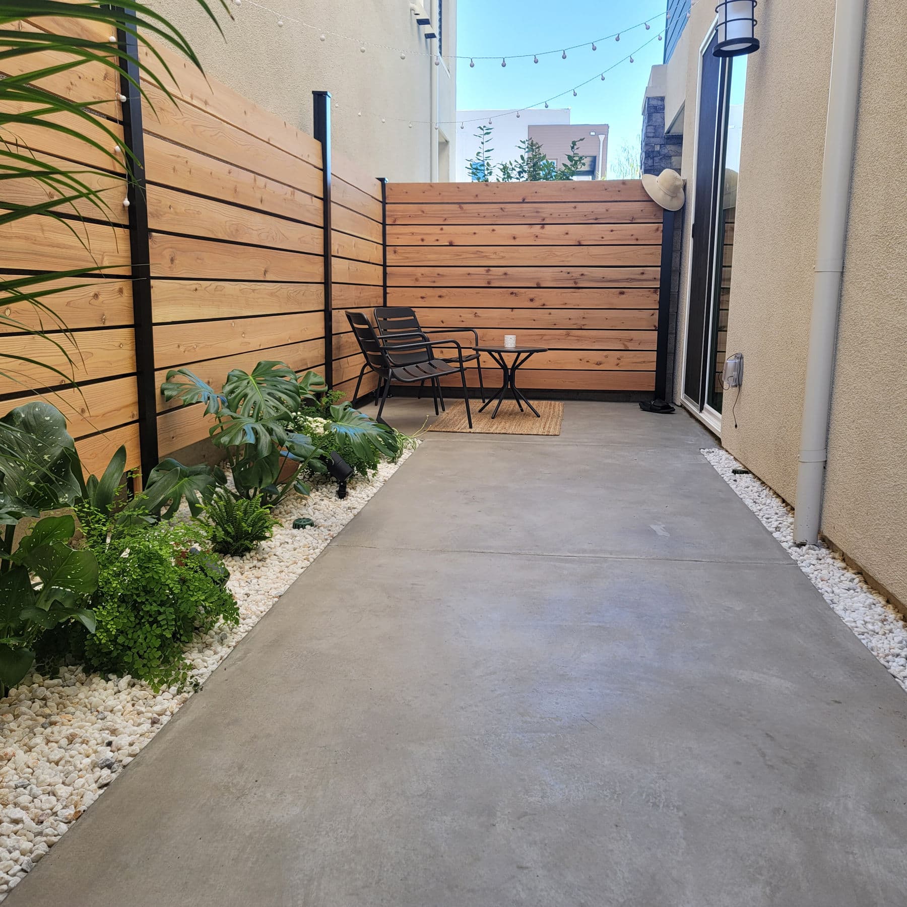 Plank Fence Wall — 4